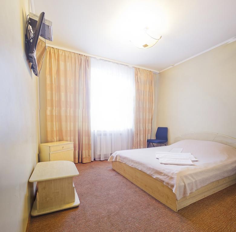 Motel İvano-Frankivsk Oda fotoğraf